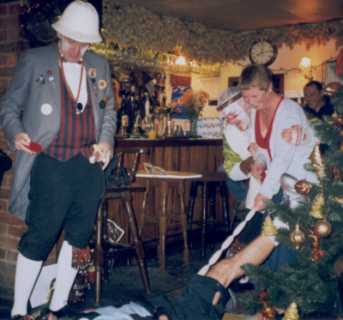 West Hill Morris at The Bell, Kemsing